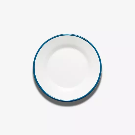 Malý smaltovaný plochý talíř s modrou obrubou