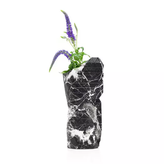 Malý papírový obal na vázu – Marble Black