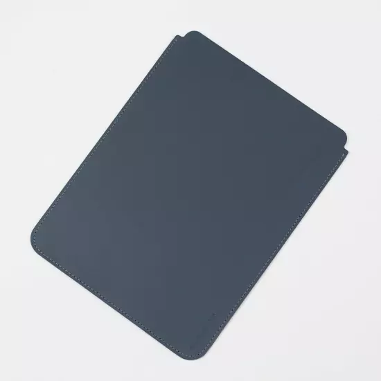 Tmavě modré pouzdro na iPad – Sleeve