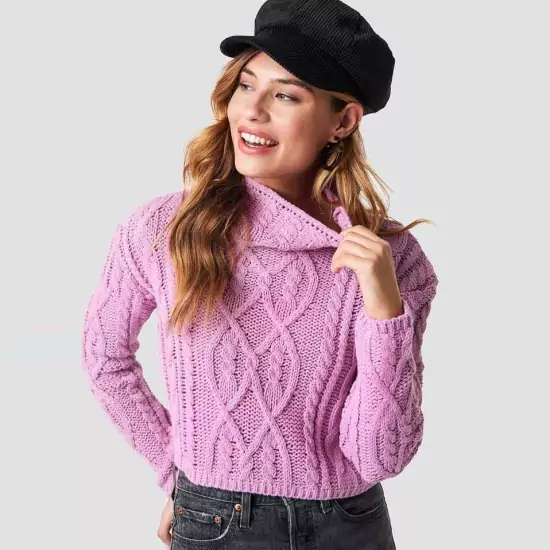 Růžový svetr s rolákem