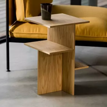 Dřevěný stolek Atik